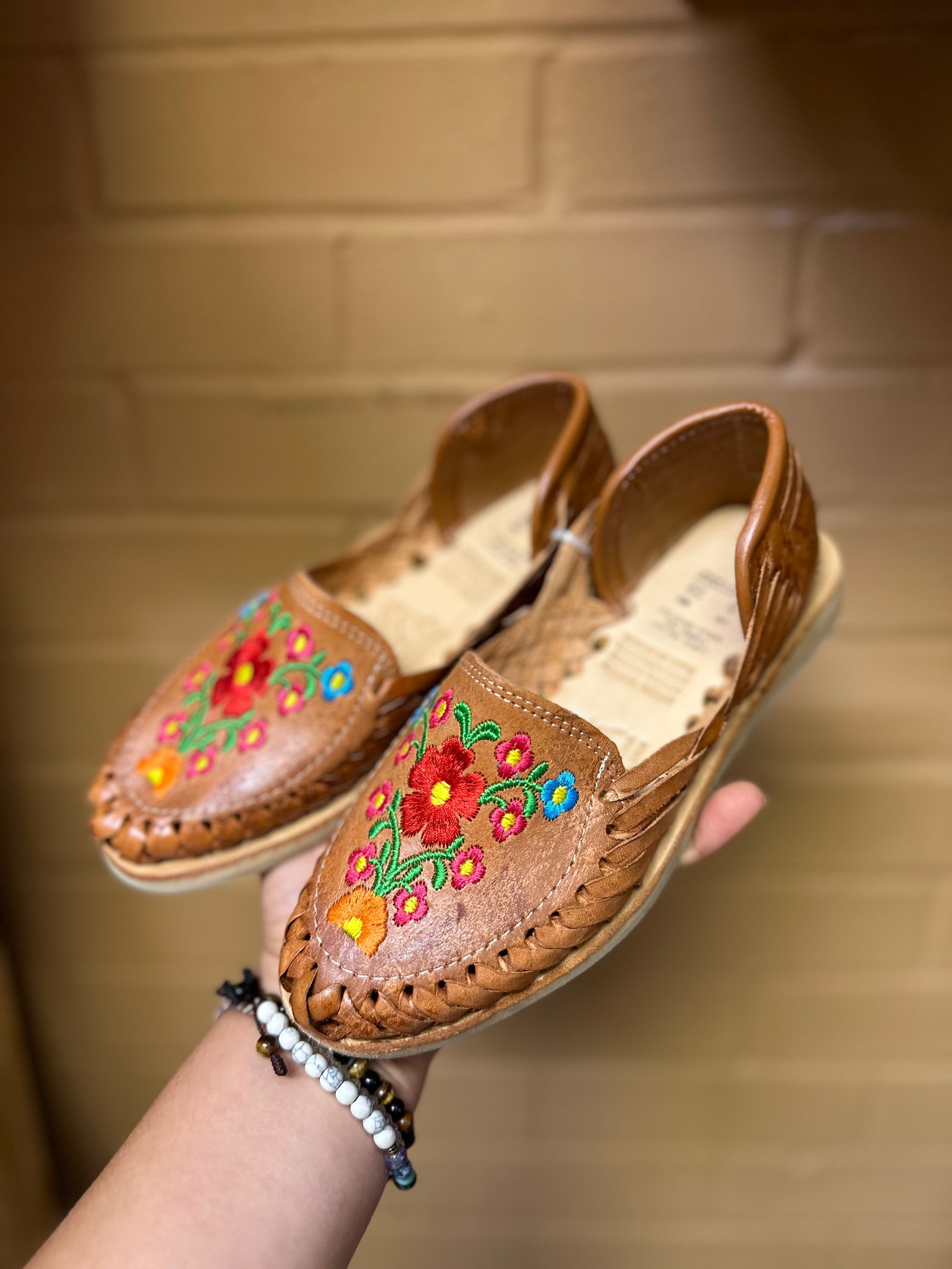 La Rosa Bordado Flores DF 027 Cerrado Huaraches