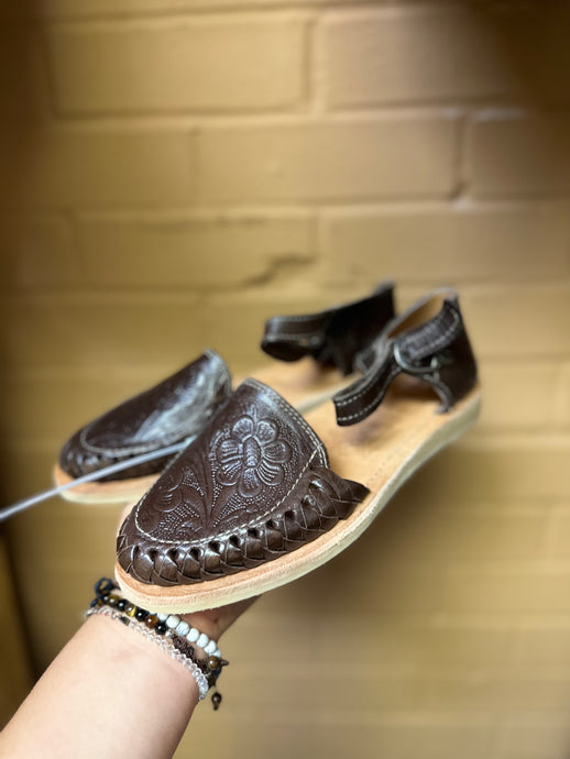 La Rosa Cincelado Cafe Huaraches DF Strap