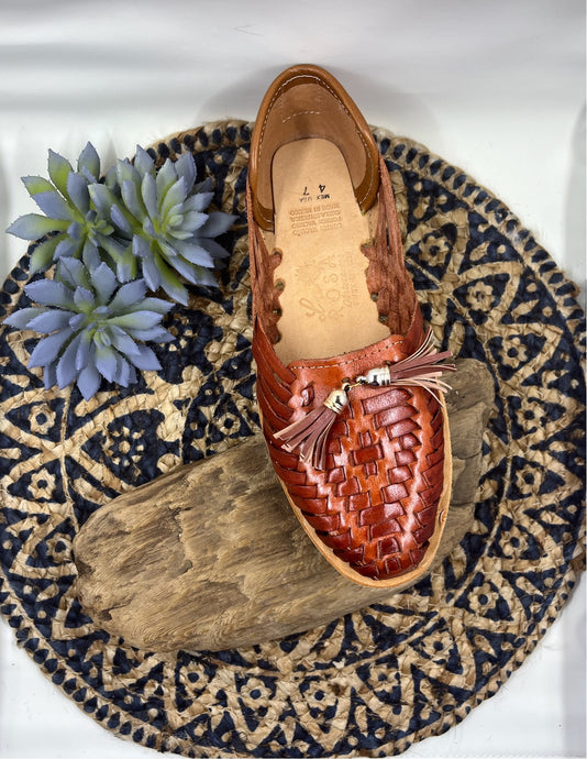 La Rosa Shedron Tassle Huaraches