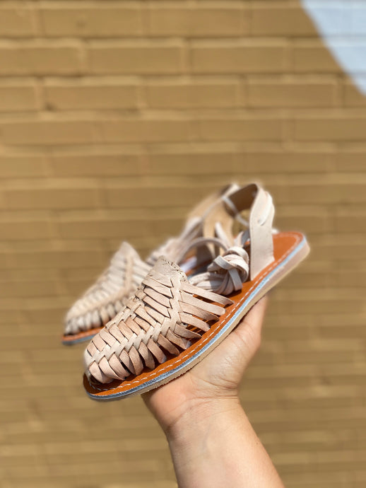 La Guera Laced Huaraches