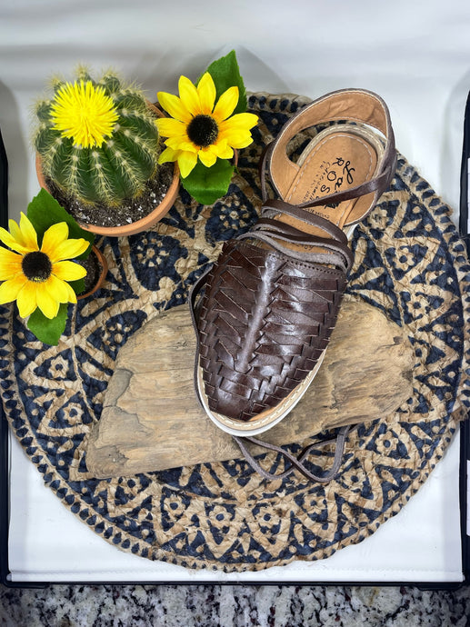 La Rosa Cafe Laced Huaraches