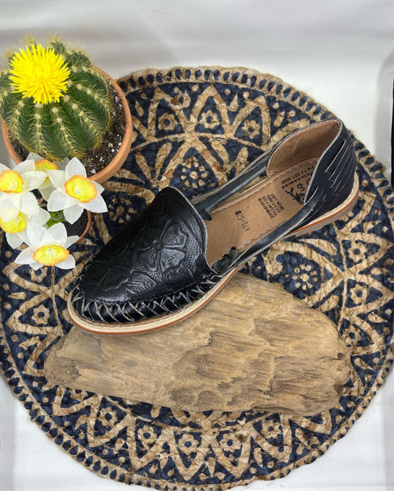 La Rosa Cincelado Negro Uno Huaraches