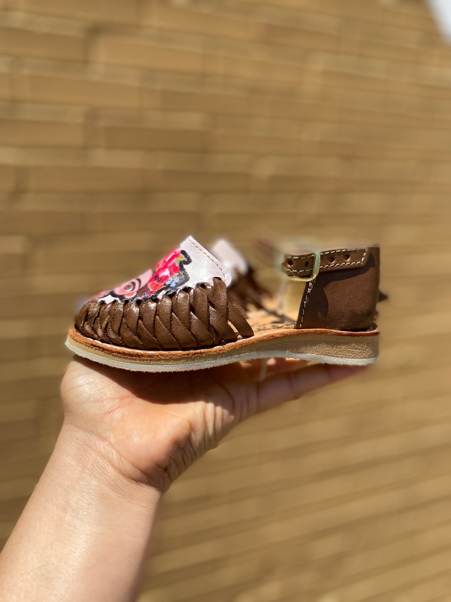 Girls Frida Huaraches – Rosita's Western Wear