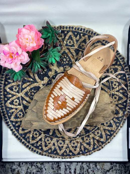 La Rosa Hueso Tan Laced Huaraches